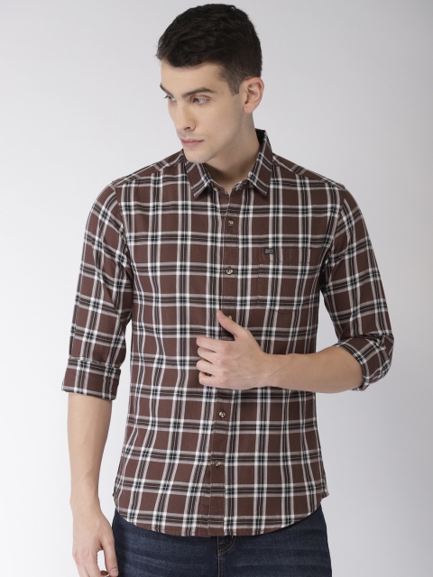 

The Indian Garage Co Men Brown & White Slim Fit Checked Casual Shirt