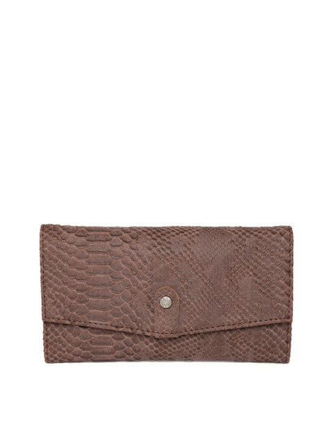 

Baggit Women Coffee Brown Snakeskin Textured Two Fold Wallet