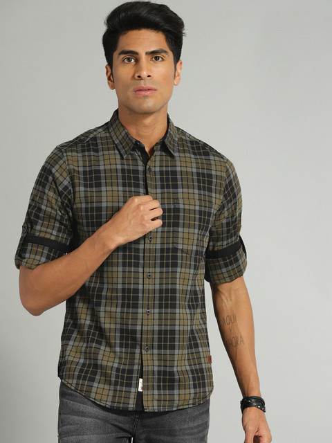 

Roadster Men Olive Green & Black Regular Fit Checked Casual Shirt