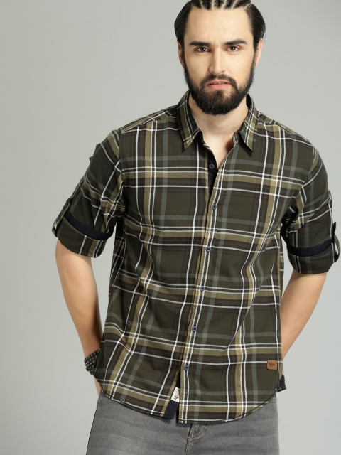 

Roadster Men Olive Green & White Regular Fit Checked Casual Shirt