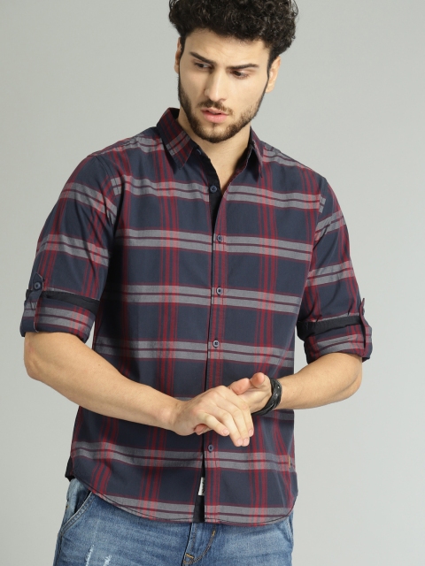 

Roadster Men Navy Blue & Red Checked Casual Shirt