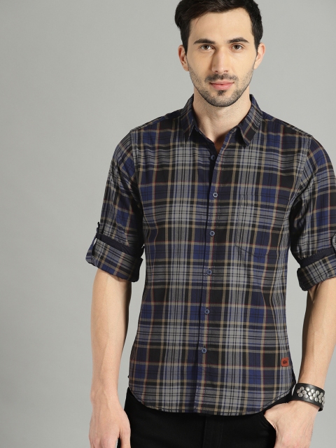 

Roadster Men Black & Olive Green Regular Fit Checked Casual Shirt