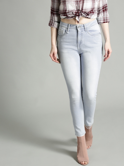 

The Roadster Lifestyle Co Women Blue Skinny Fit Mid-Rise Clean Look Stretchable Cropped Jeans
