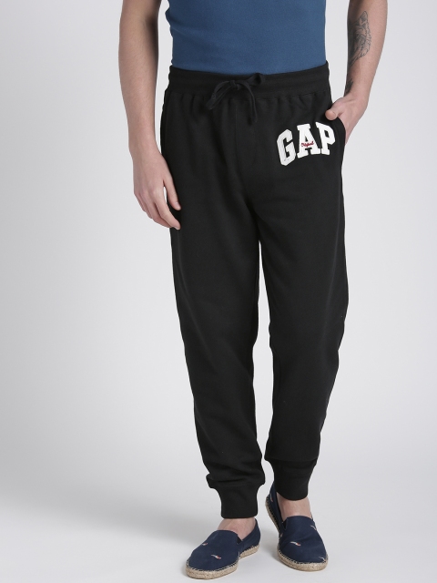 

GAP Men's Logo Fleece Joggers, Black