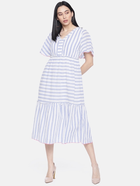 

Vero Moda Women White & Blue Fit & Flare Dress