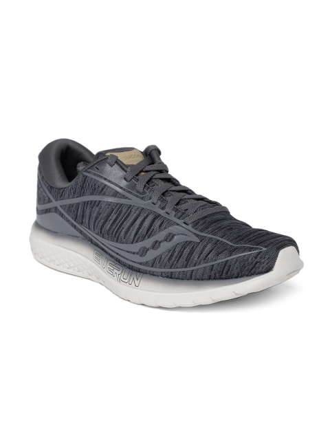 

saucony Men Grey KINVARA 10 Sneakers