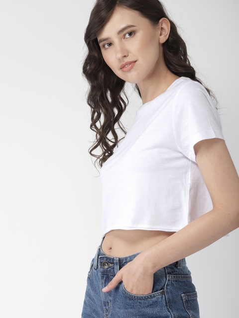 

FOREVER 21 Women White Solid Round Neck Cropped Boxt T-shirt