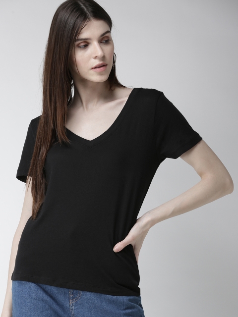 

FOREVER 21 Women Black Solid V-Neck T-shirt