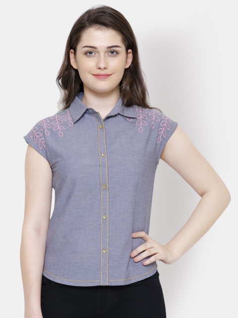 

Yaadleen Women Blue Printed Shirt Style Top