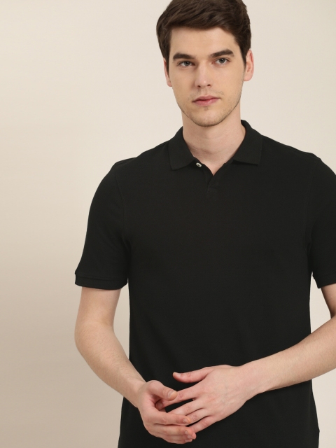 

INVICTUS Men Black Solid Slim Fit Polo Collar T-shirt