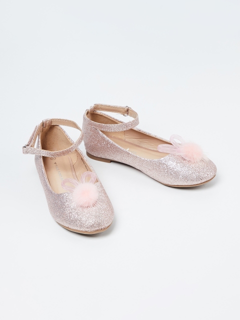 

Fame Forever by Lifestyle Girls Silver-Toned Solid Ballerinas