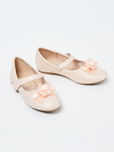 

Fame Forever by Lifestyle Girls Pink Solid Ballerinas