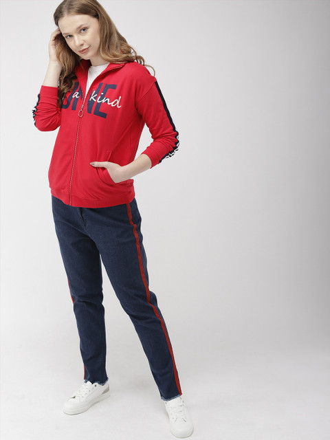 

Mast & Harbour Women Red & Navy Blue Printed Sweatshirt