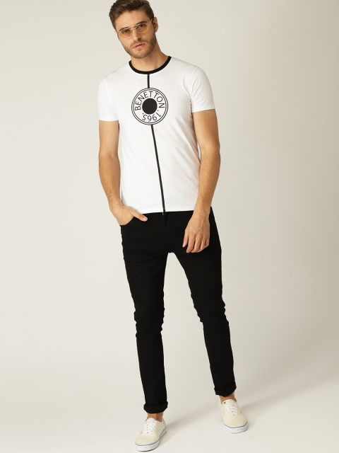 

United Colors of Benetton Men White Printed Round Neck T-shirt