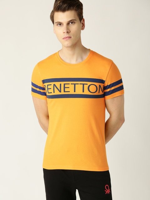 

United Colors of Benetton Men Mustard Yellow & Navy Blue Printed Round Neck T-shirt