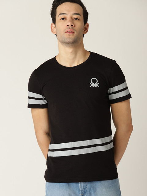 

United Colors of Benetton Men Black & Grey Striped Detail Round Neck T-shirt