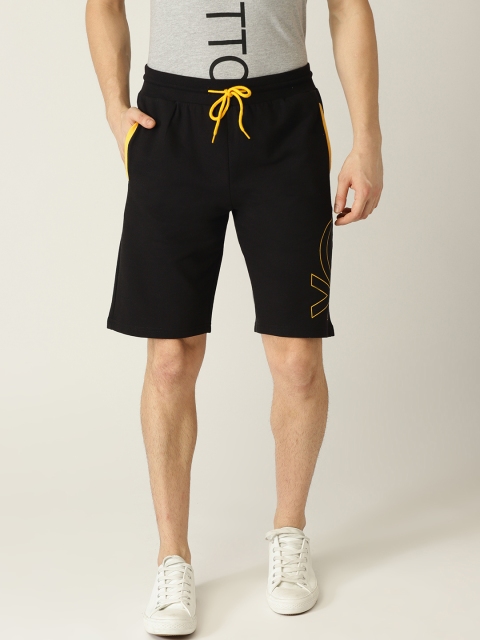 

United Colors of Benetton Men Black Solid Regular Fit Regular Shorts