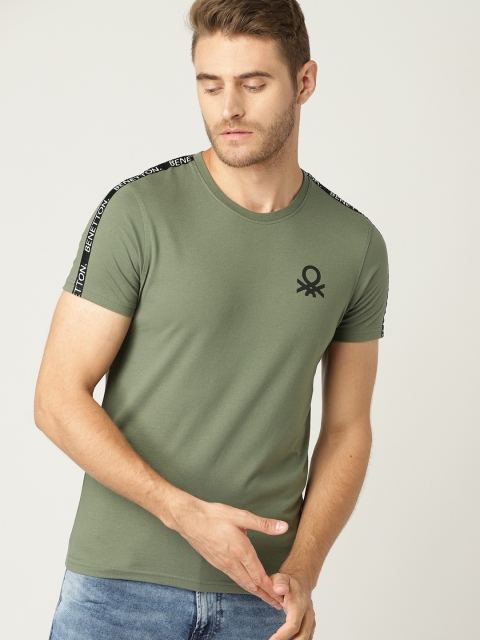 

United Colors of Benetton Men Olive Green Solid Round Neck T-shirt