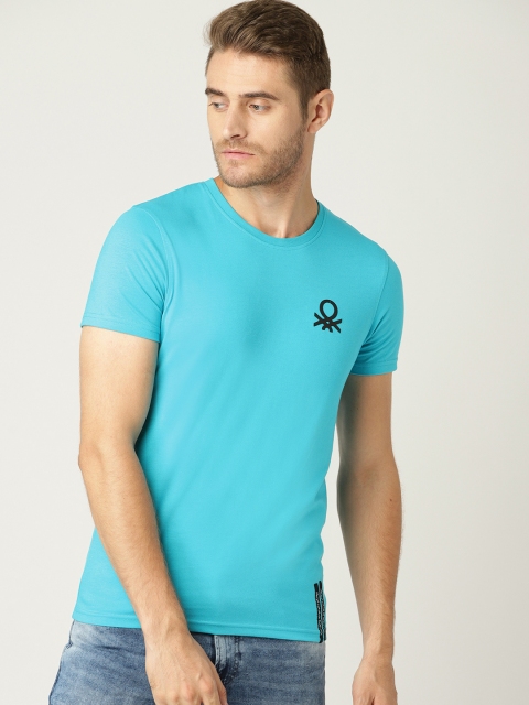 

United Colors of Benetton Men Blue Solid Round Neck T-shirt