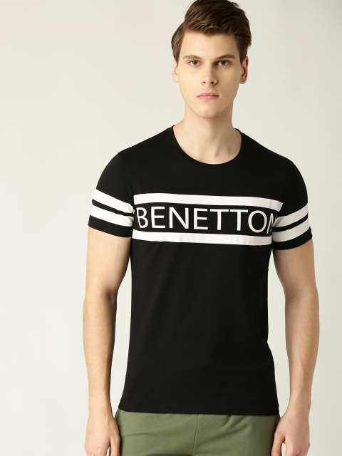 

United Colors of Benetton Men Black & White Printed Round Neck T-shirt