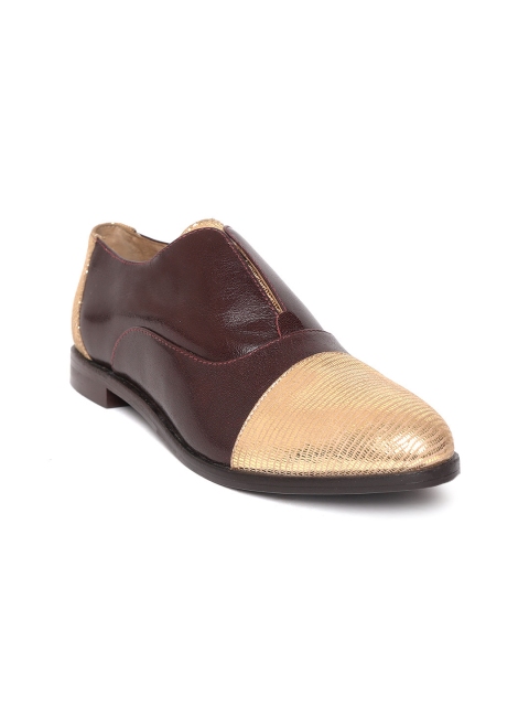 

Crave Connect Women Gold-Toned & Brown Textured Colourblocked Slip-Ons