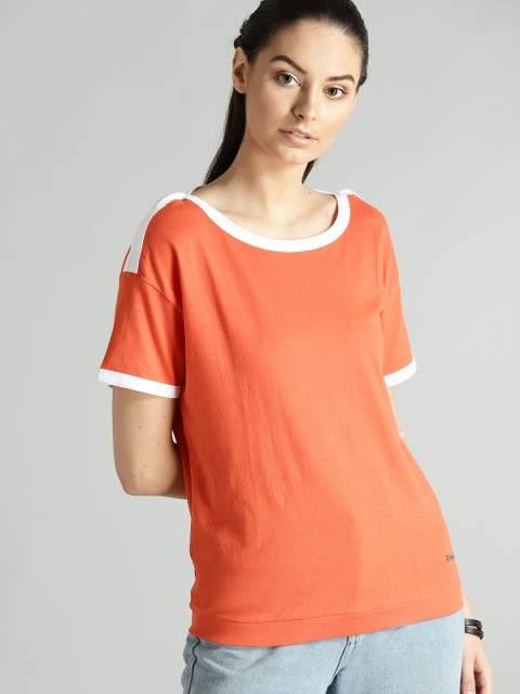 

Roadster Women Orange Solid Round Neck T-shirt