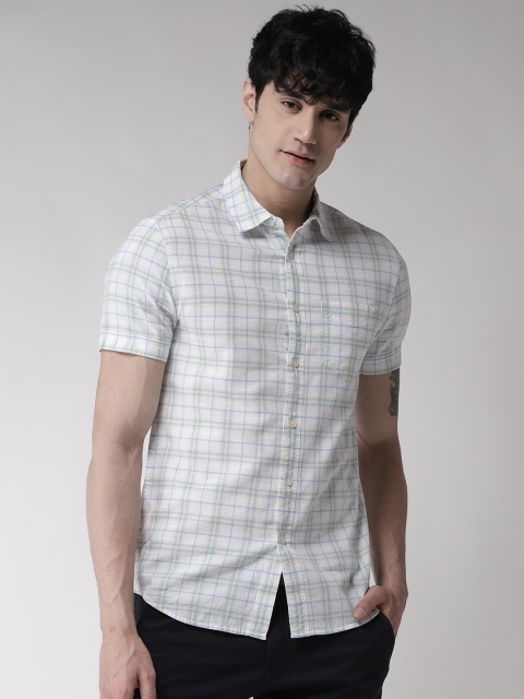 

Marks & Spencer Men White & Blue Regular Fit Checked Casual Shirt