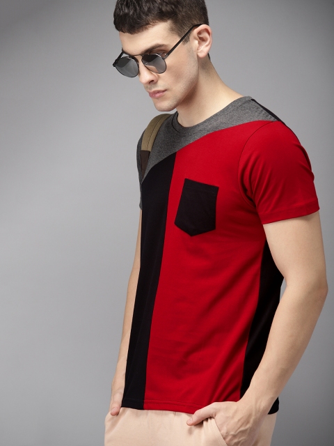 

Moda Rapido Men Black & Red Colourblocked Round Neck T-shirt