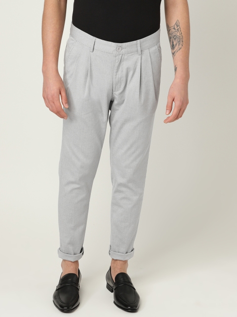 

United Colors of Benetton Men Grey Self Design Cropped Regular Trousers