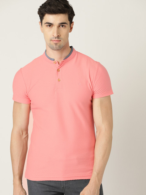 

United Colors of Benetton Men Peach-Coloured Self-Design T-shirt