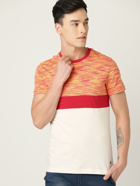 

United Colors of Benetton Men Off-White & Red Colourblocked T-shirt