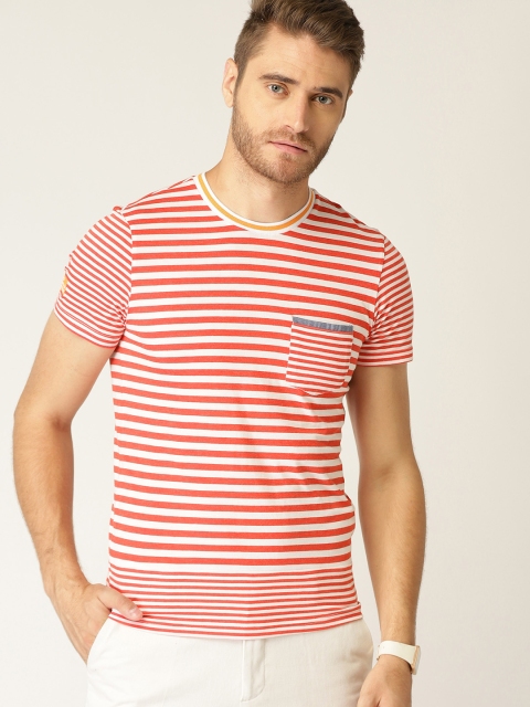 

United Colors of Benetton Men Red & White Striped Round Neck T-shirt