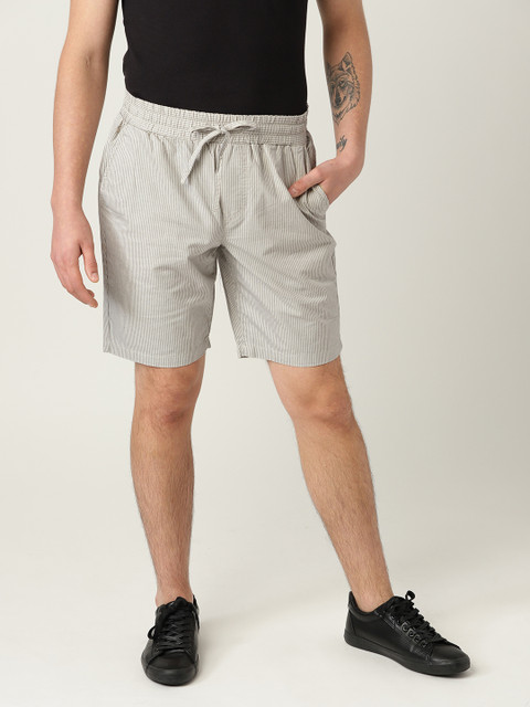 

United Colors of Benetton Men Off-White & Charcoal Grey Striped Regular Fit Shorts