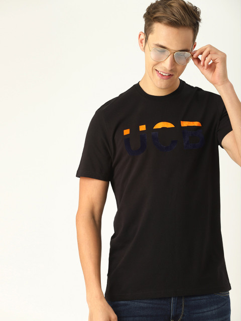 

United Colors of Benetton Men Black Printed Round Neck T-shirt