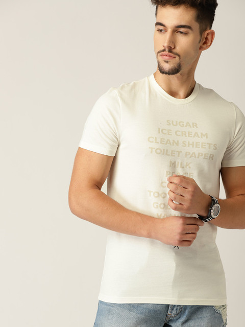 

United Colors of Benetton Men Off-White Printed Round Neck T-shirt