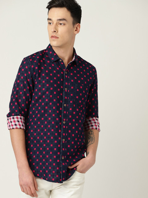 

United Colors of Benetton Men Navy Blue & Pink Slim Fit Printed Casual Shirt