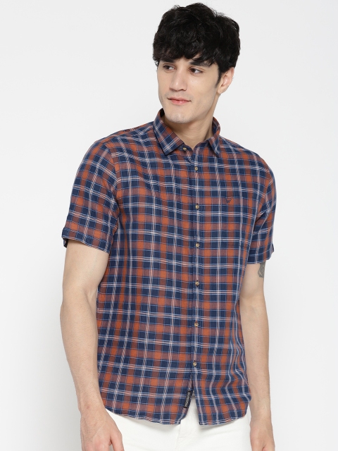 

Blackberrys Men Brown & Navy Blue Slim Fit Checked Casual Shirt