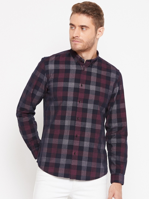 

Blackberrys Men Navy Blue & Maroon Slim Fit Checked Casual Shirt