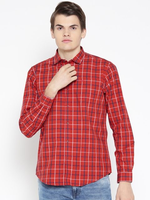 

Blackberrys Men Red & Navy Blue Slim Fit Checked Casual Shirt