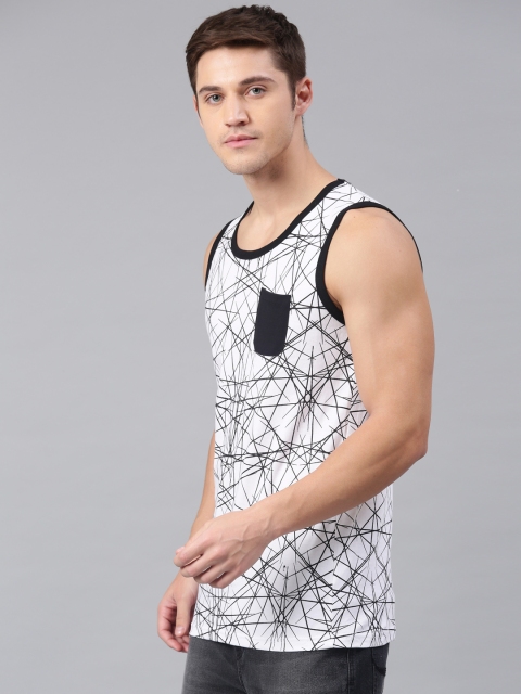 

Maniac Men White & Black Printed Round Neck T-shirt
