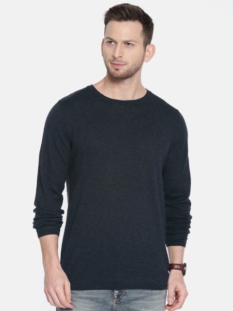 

SELECTED Men Navy Blue Solid Round Neck T-shirt