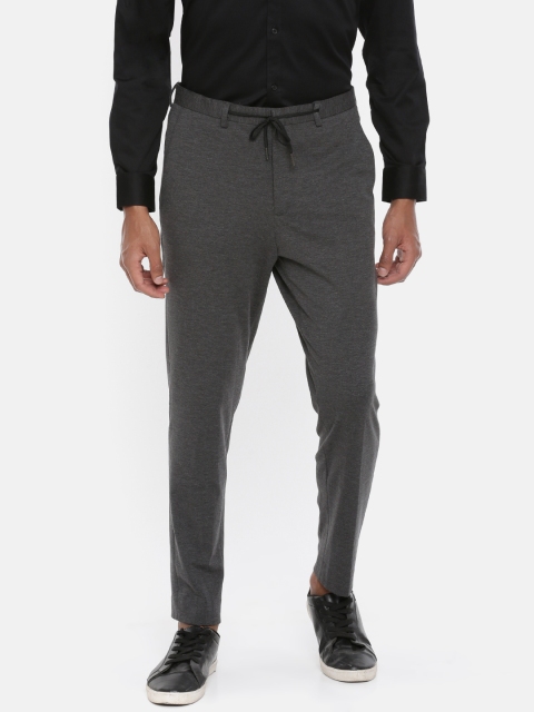 

SELECTED Men Grey Relaxed Tapered Fit Solid Casual Trousers
