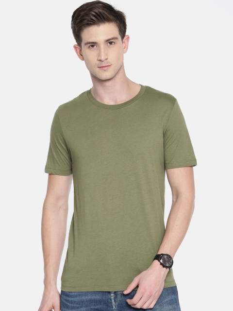 

SELECTED Men Olive Green Solid Round Neck Pure Cotton T-shirt