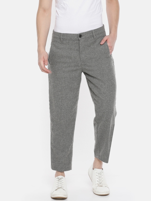 

SELECTED Men Grey Regular Fit Solid Cropped Regular Trousers