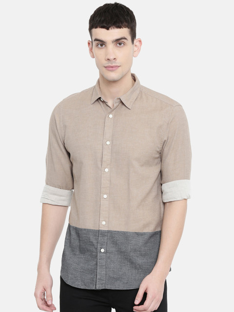 

SELECTED Men Beige & Grey Regular Fit Colourblocked Casual Shirt