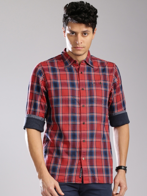 

Tommy Hilfiger Red & Navy Blue Checked Casual Shirt