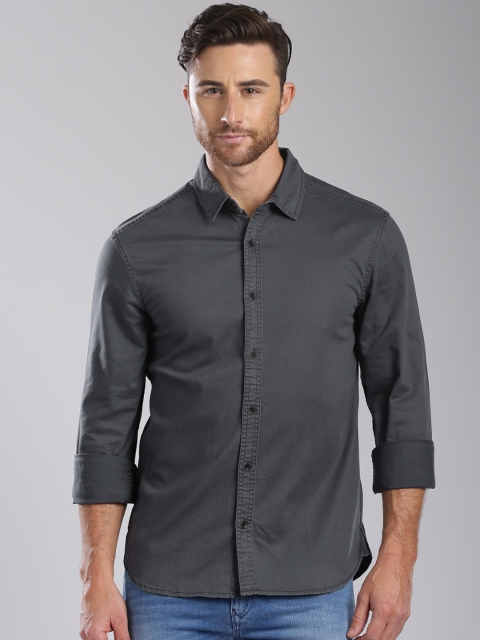 

Tommy Hilfiger Men Charcoal Grey Solid Slim Fit Casual Shirt