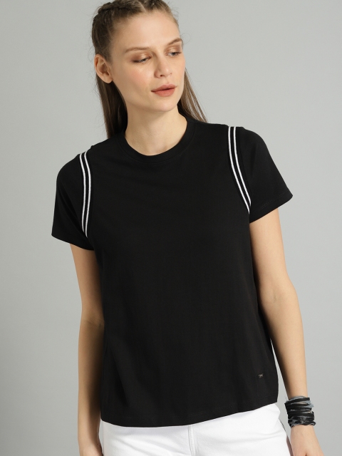 

Roadster Women Black Solid Round Neck T-shirt