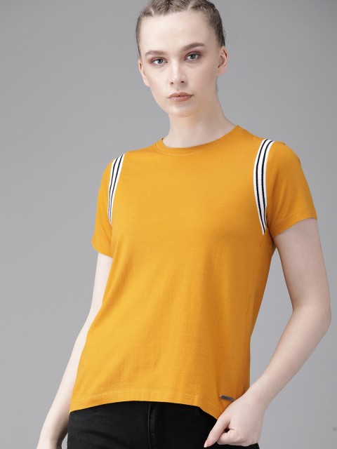 

Roadster Women Mustard Yellow Solid Round Neck T-shirt