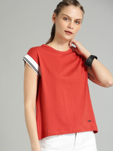 

The Roadster Lifestyle Co Women Rust Solid Round Neck Pure Cotton T-shirt